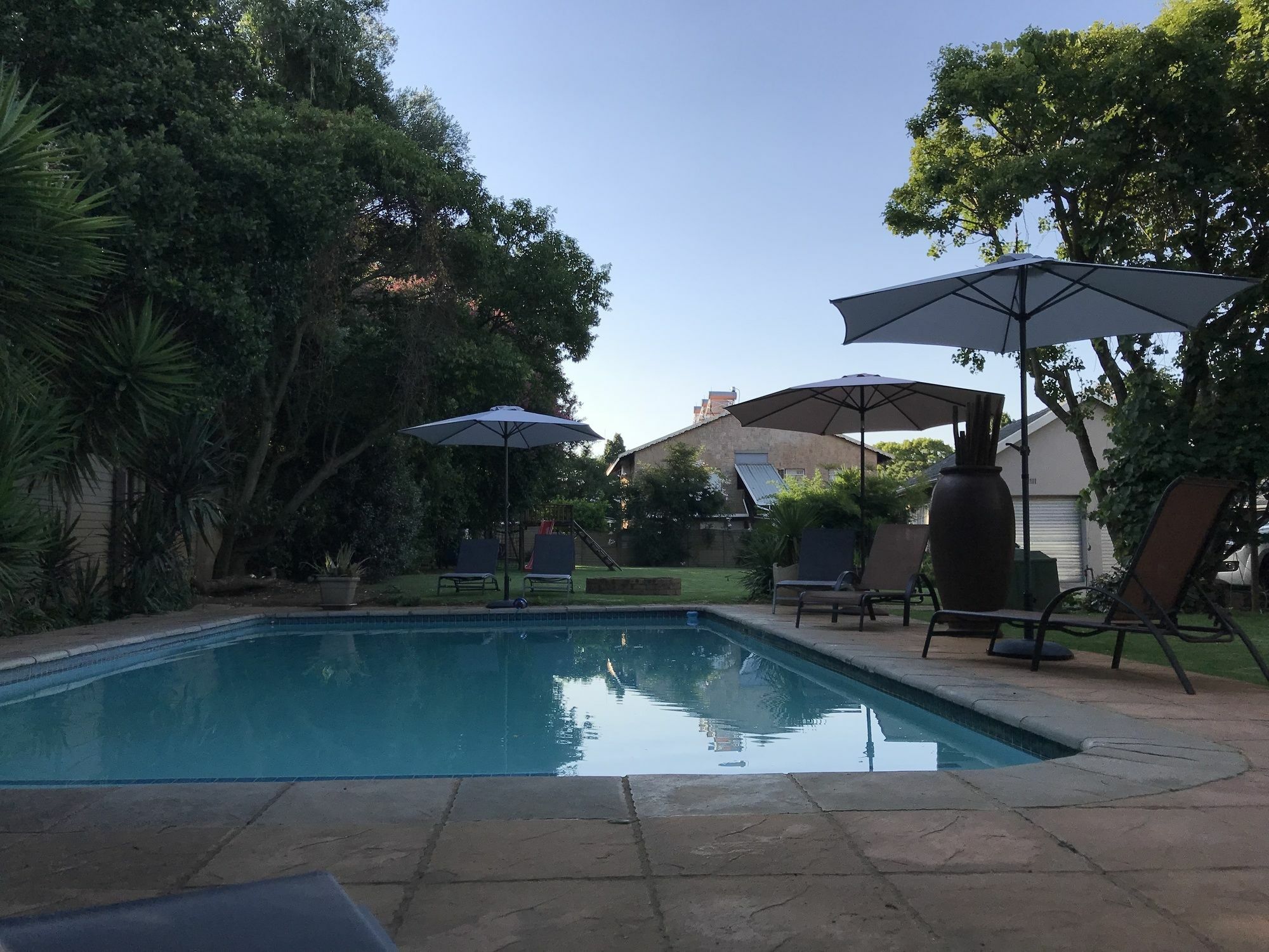 Gasthuis Aerotropolis Guest Kempton Park